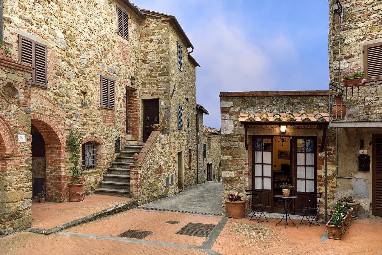 Castelletto Di Montebenichi Aparthotel Monte Benichi Exterior photo