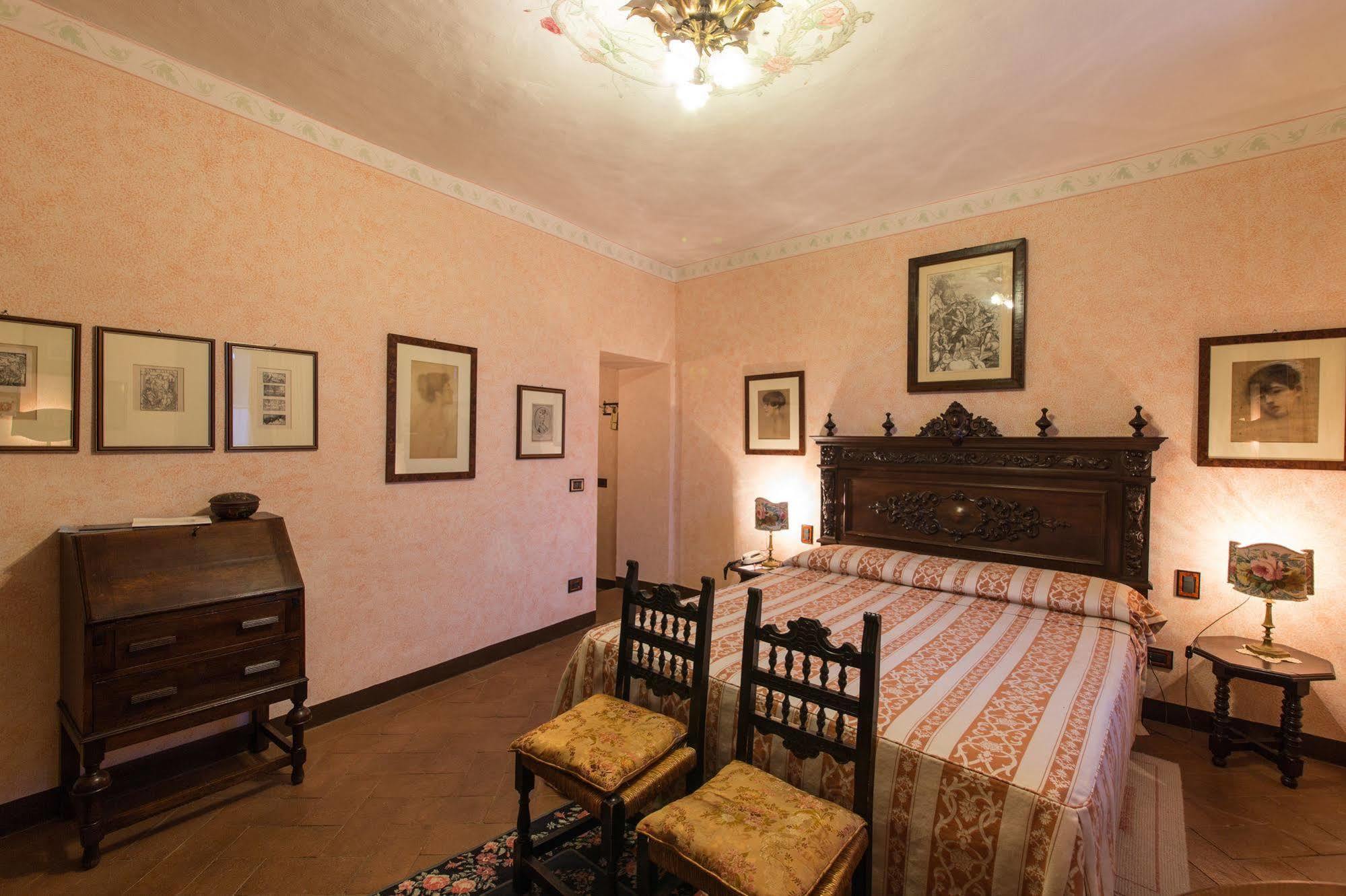 Castelletto Di Montebenichi Aparthotel Monte Benichi Exterior photo
